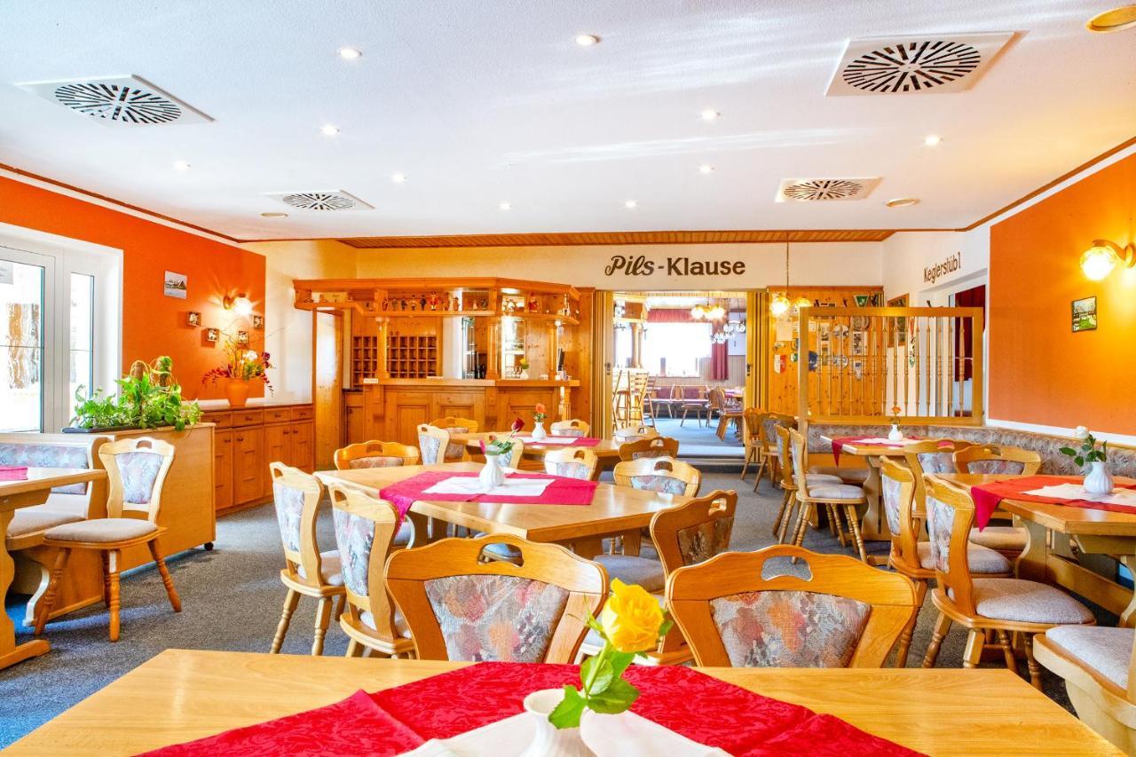 Hotel "Zum Einsiedler" Deutschneudorf Экстерьер фото